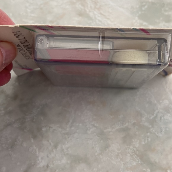 Bonne Bell Cream-Powder Blush - Picture 3 of 4